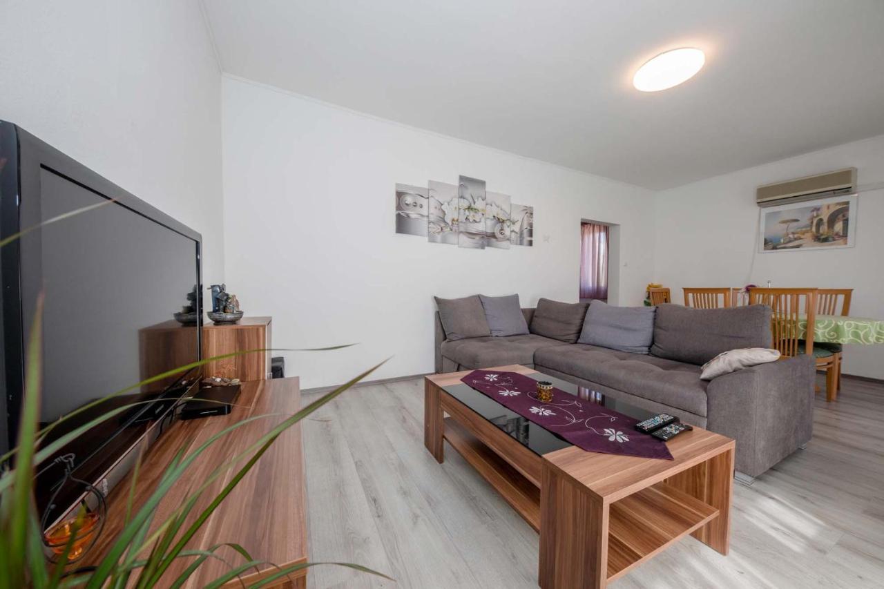 House Stojakovic Banjol Exterior foto